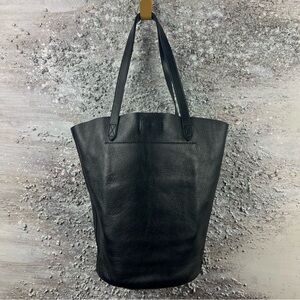 547 Madewell Black Leather Structured Tote Bag